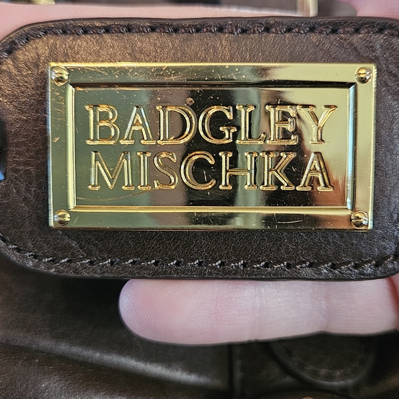 Bagdley Mischka Brown Hobo Handbag / Purse Soft Leather Adjustable Strap - Picture 5 of 15